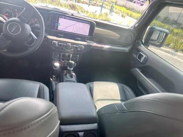 Jeep Gladiator 3.6 Mojave 4X4 At 2024